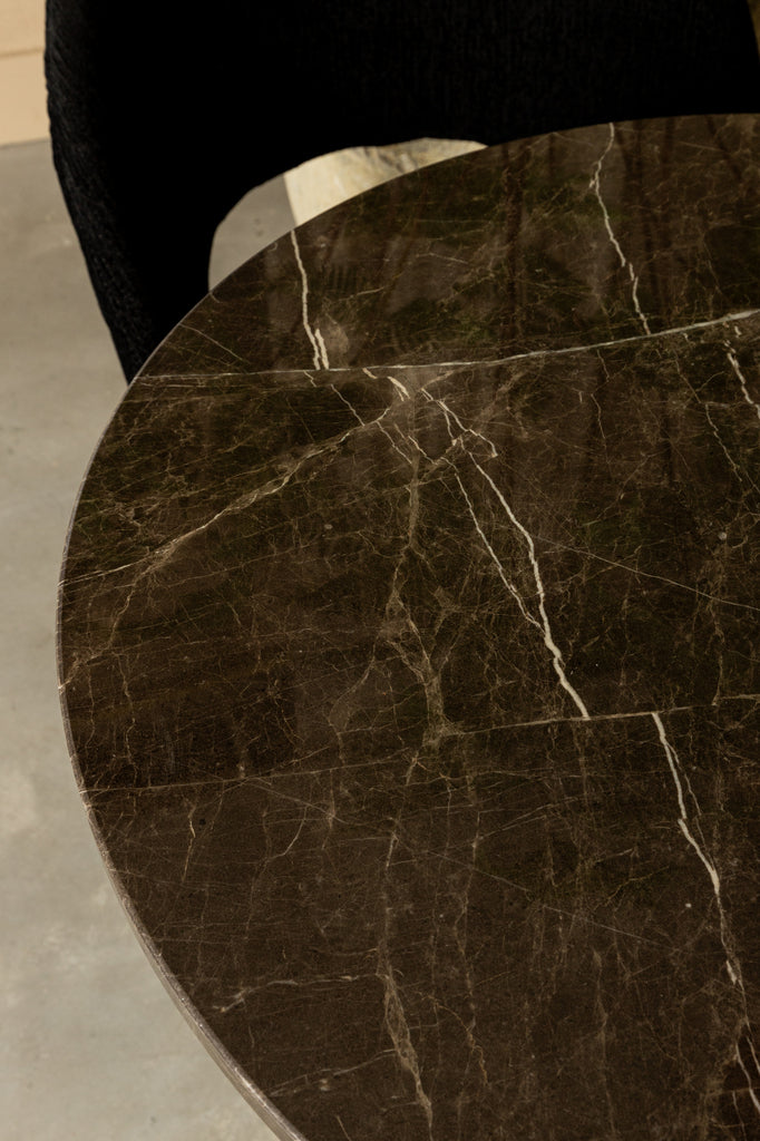 Plaza bistrotable round brown marble taupe base