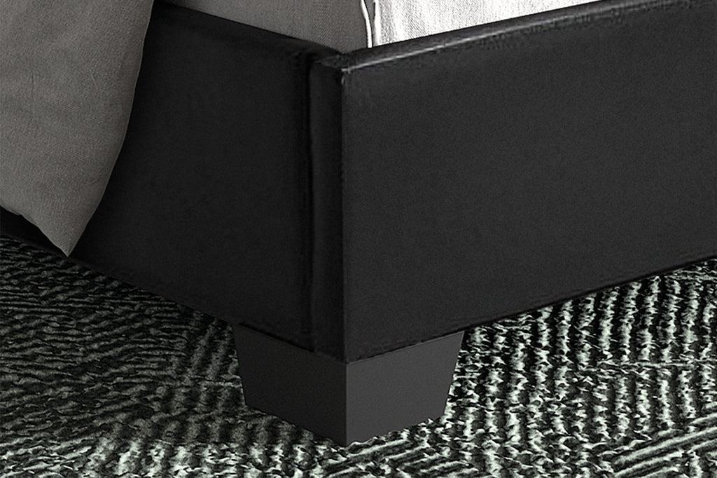 Bed 'Roma' 160x200 met lattenbodem PU Zwart