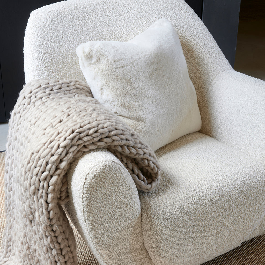 The Jill Swivel fauteuil White Sand